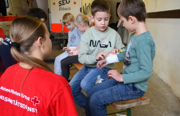 Blaulicht-Tage für Kinder